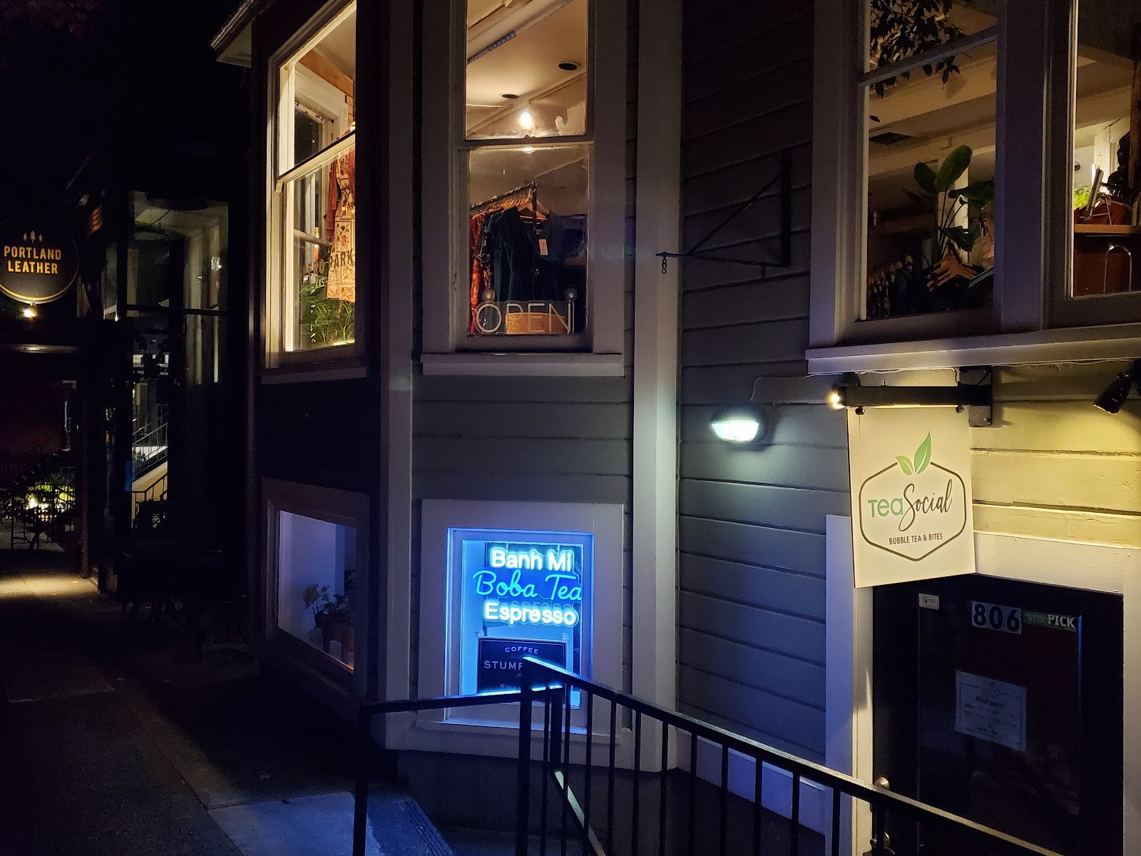 Tea Social: the place