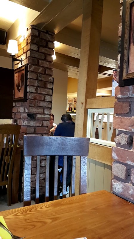 Harvester Arden Oak Birmingham: photo 4