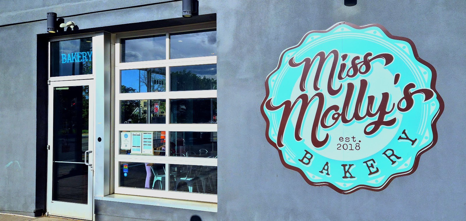 Miss Molly's Bakery: the place