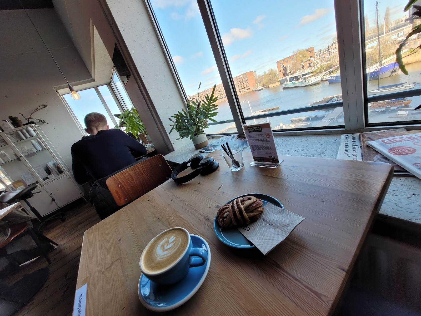 Barmhartig Koffie: the place