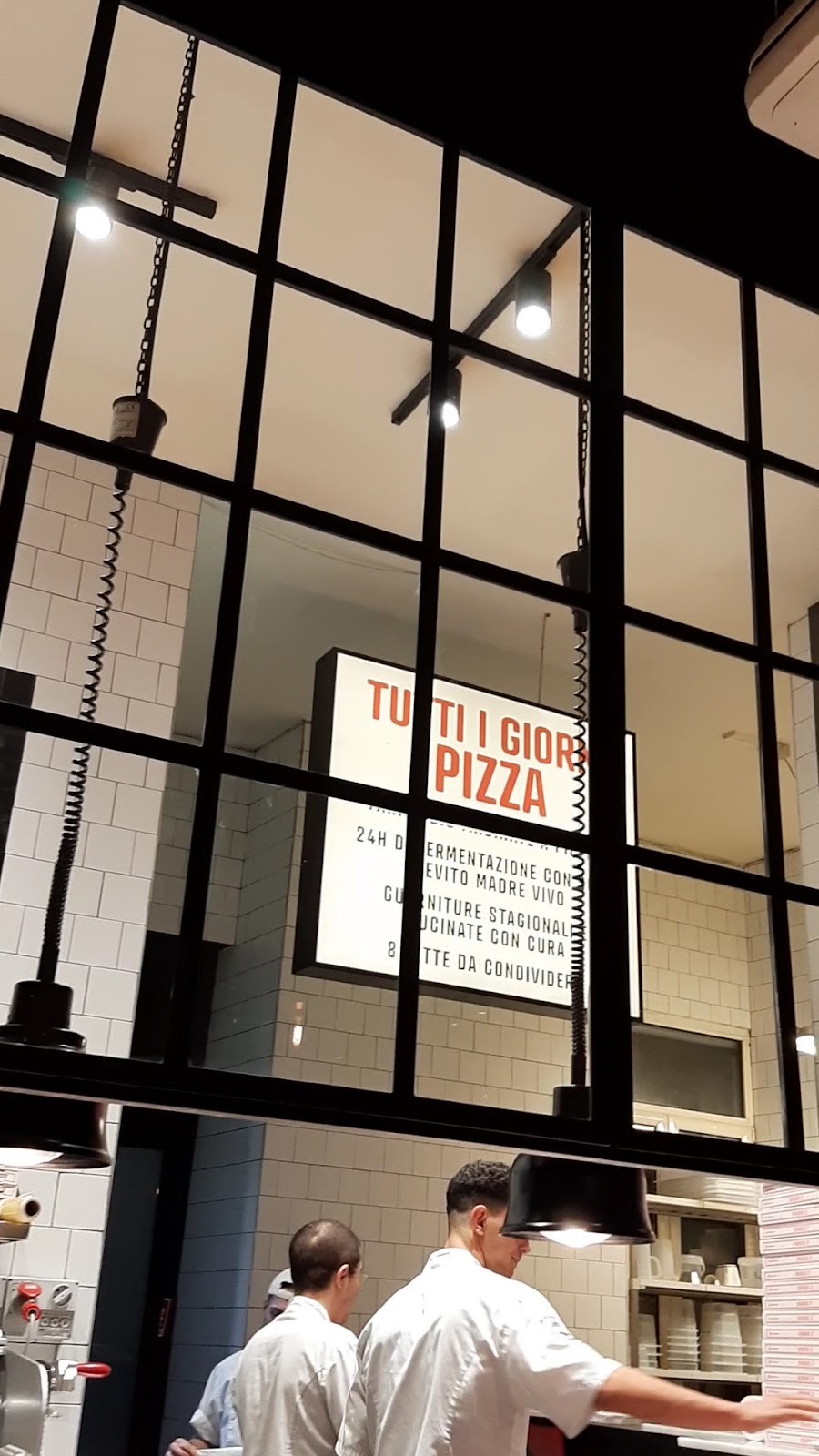 Berberè Pizzeria Colonne: the place