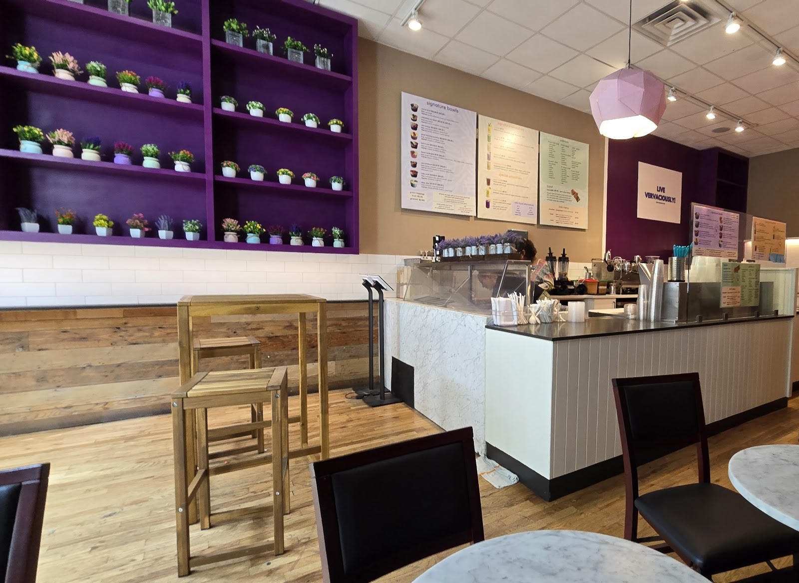 Verve Bowls - Downtown: the place
