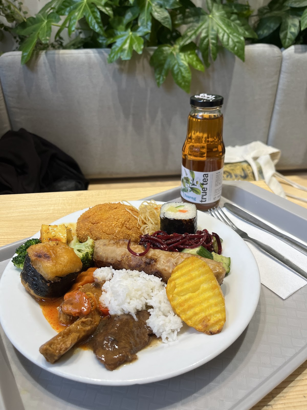 Loving Bistro - Letná: food & drinks