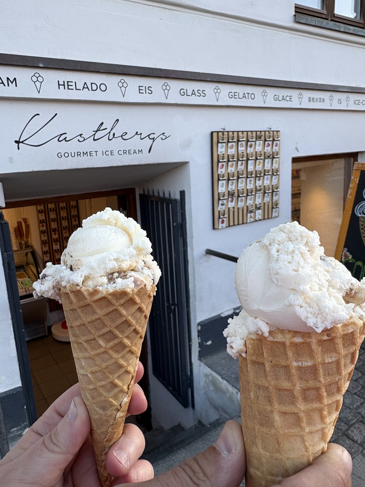 Nyhavn 40 Kastbergs Is: food & drinks