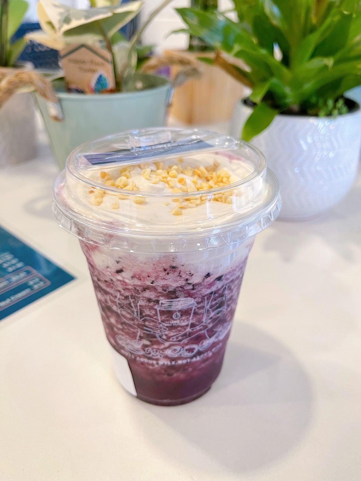 NUTTEA: food & drinks