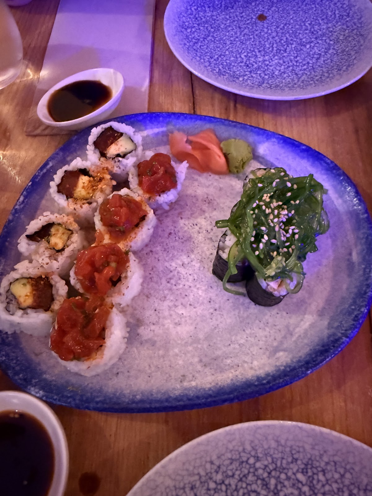 Modoki Funky Roll - Sushi vegano: food & drinks