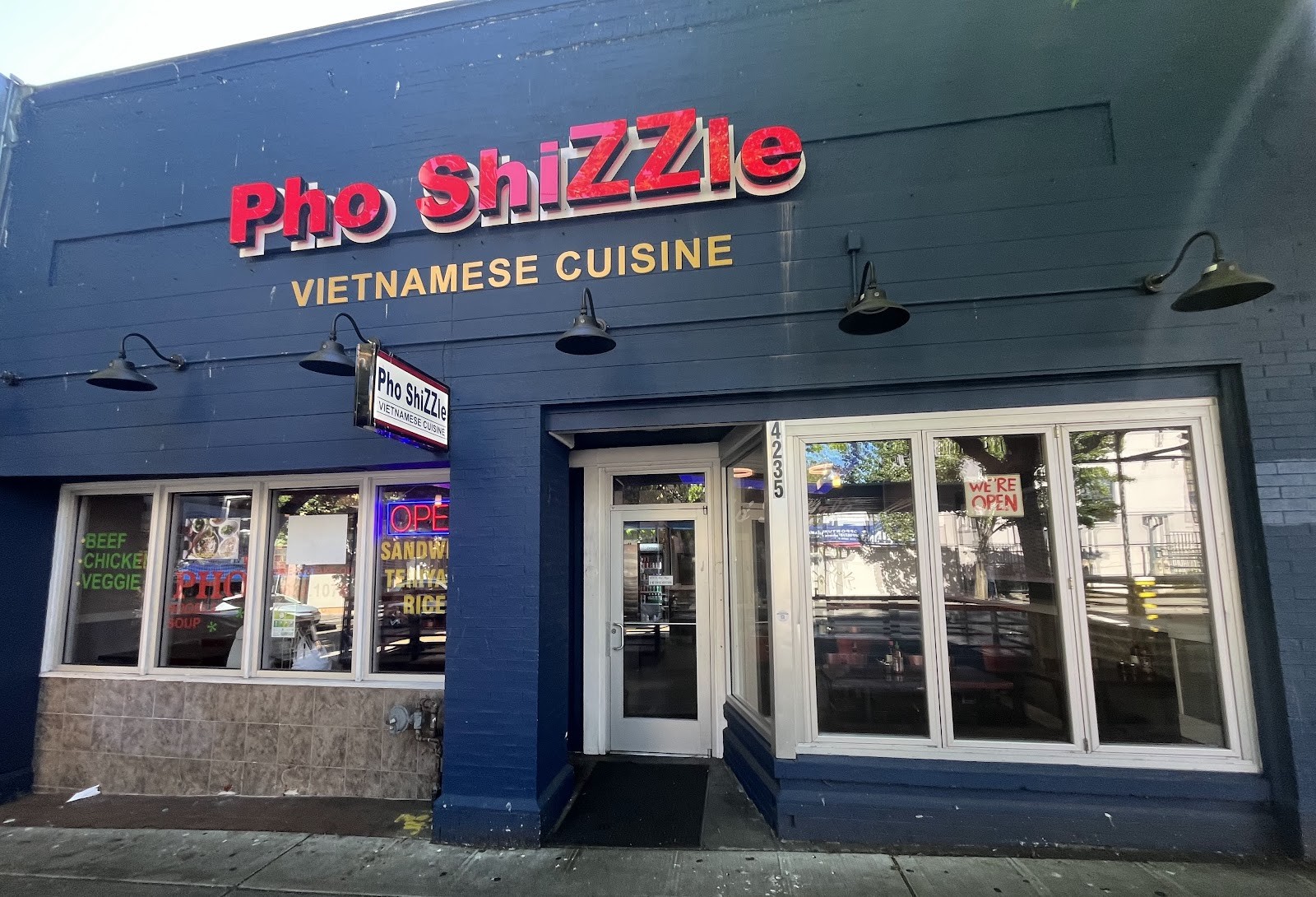 Pho Shizzle: the place