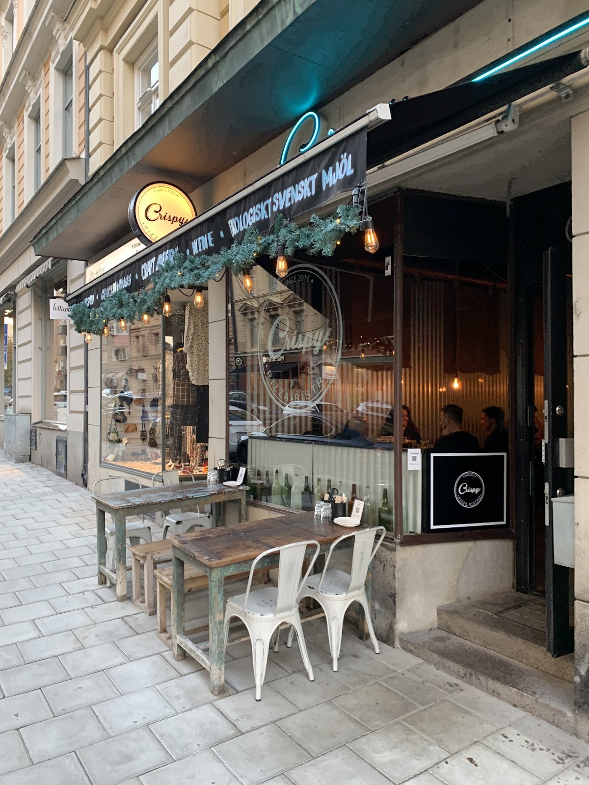 Crispy Pizza Bistro - Vasastan: the place