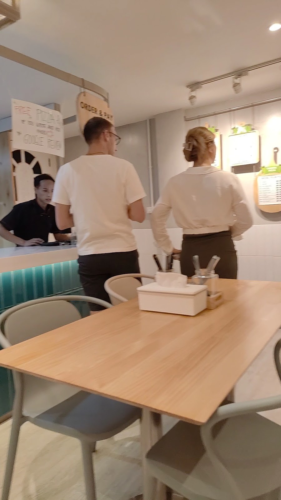 Vegano Bangkok - Thonglo 10: the place