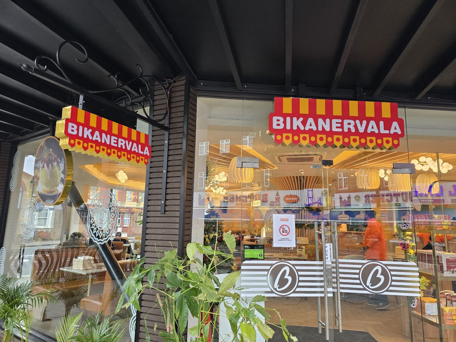 Bikanervala Hounslow: the place