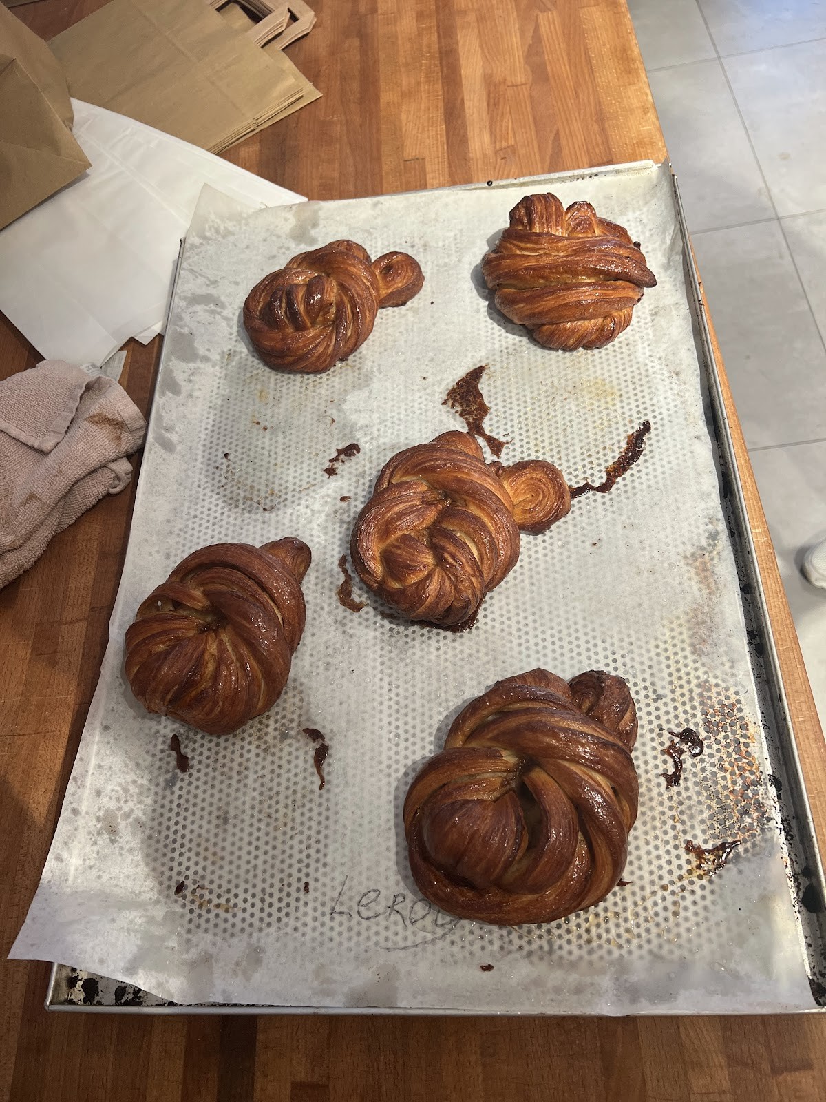 Nona's Bakery: food & drinks