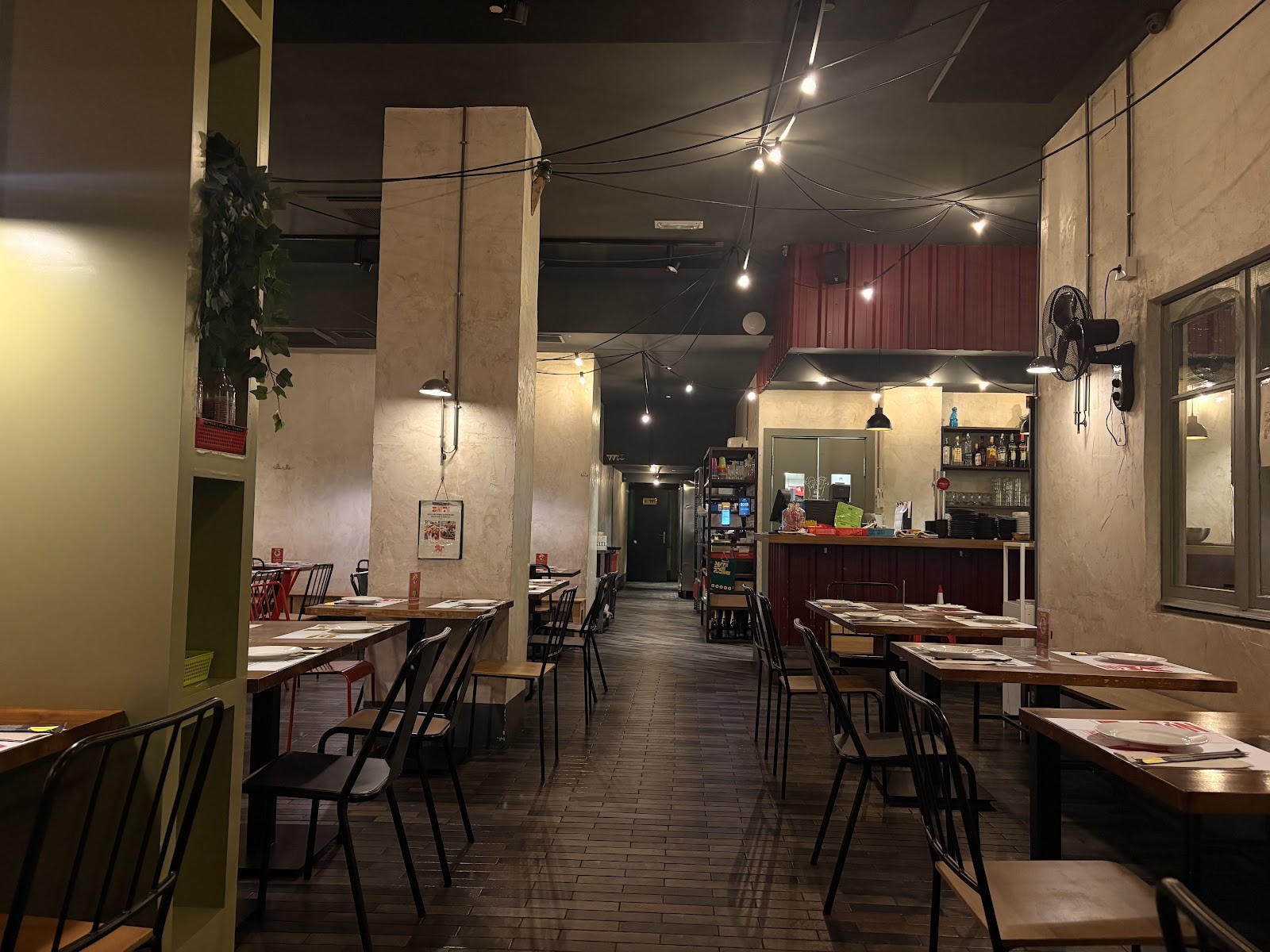Món Việt: the place