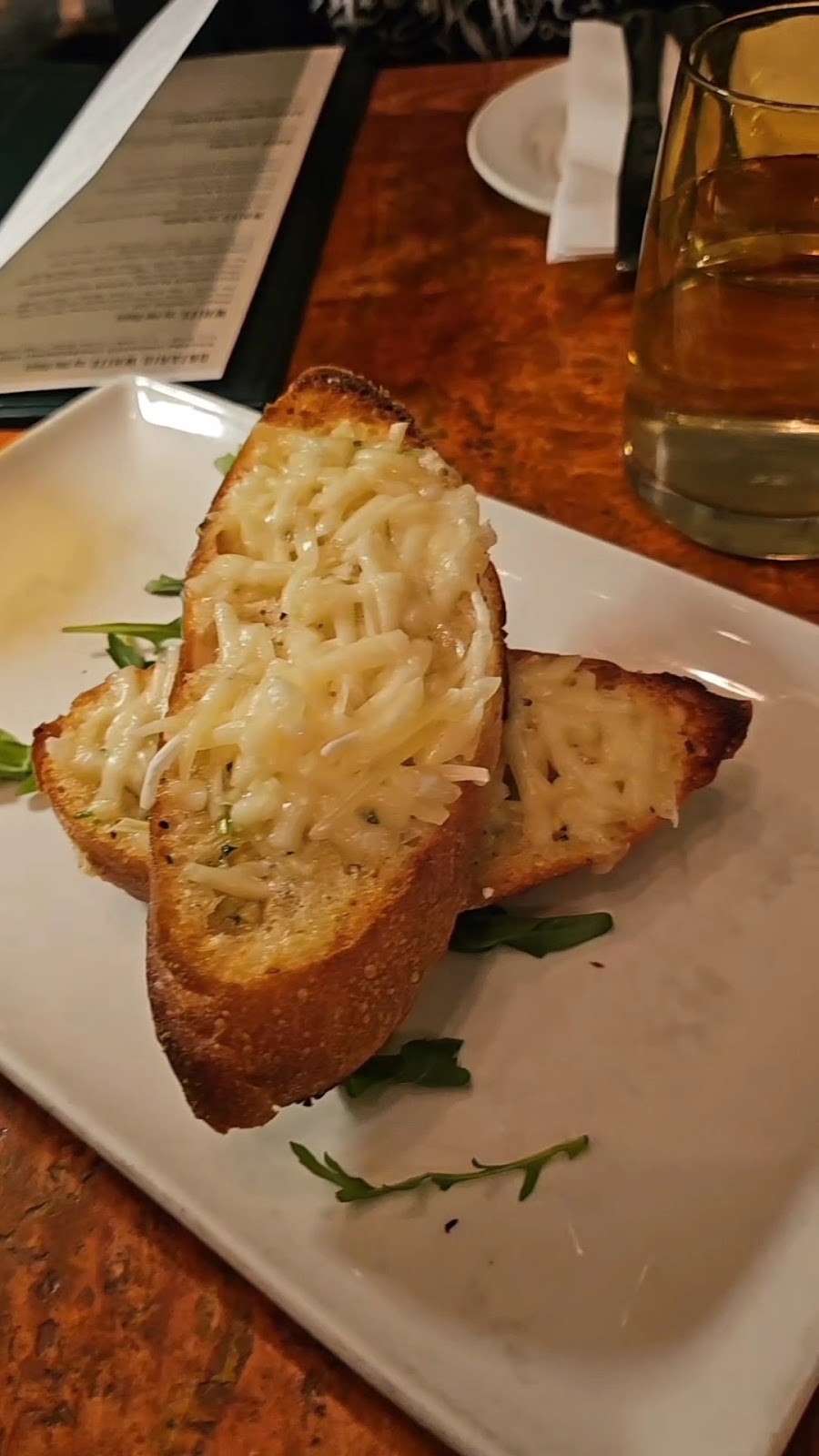 IL FORNELLO on Danforth: food & drinks