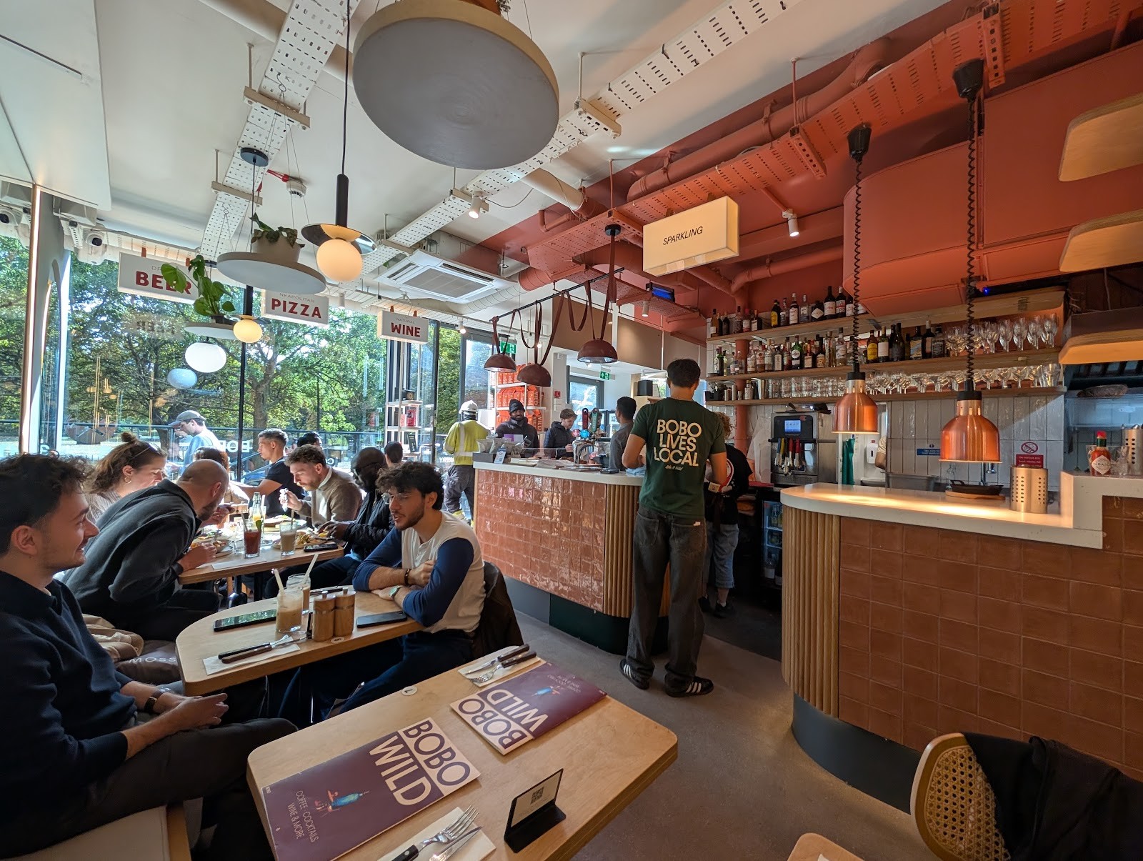 BOBO & WILD - Shoreditch "Coffee, Brunch & Pizza": the place
