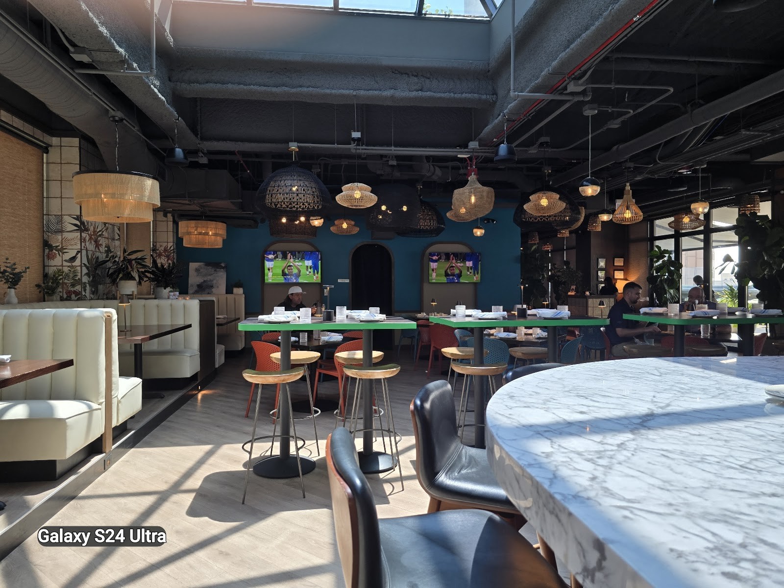 Seville Chicago: the place