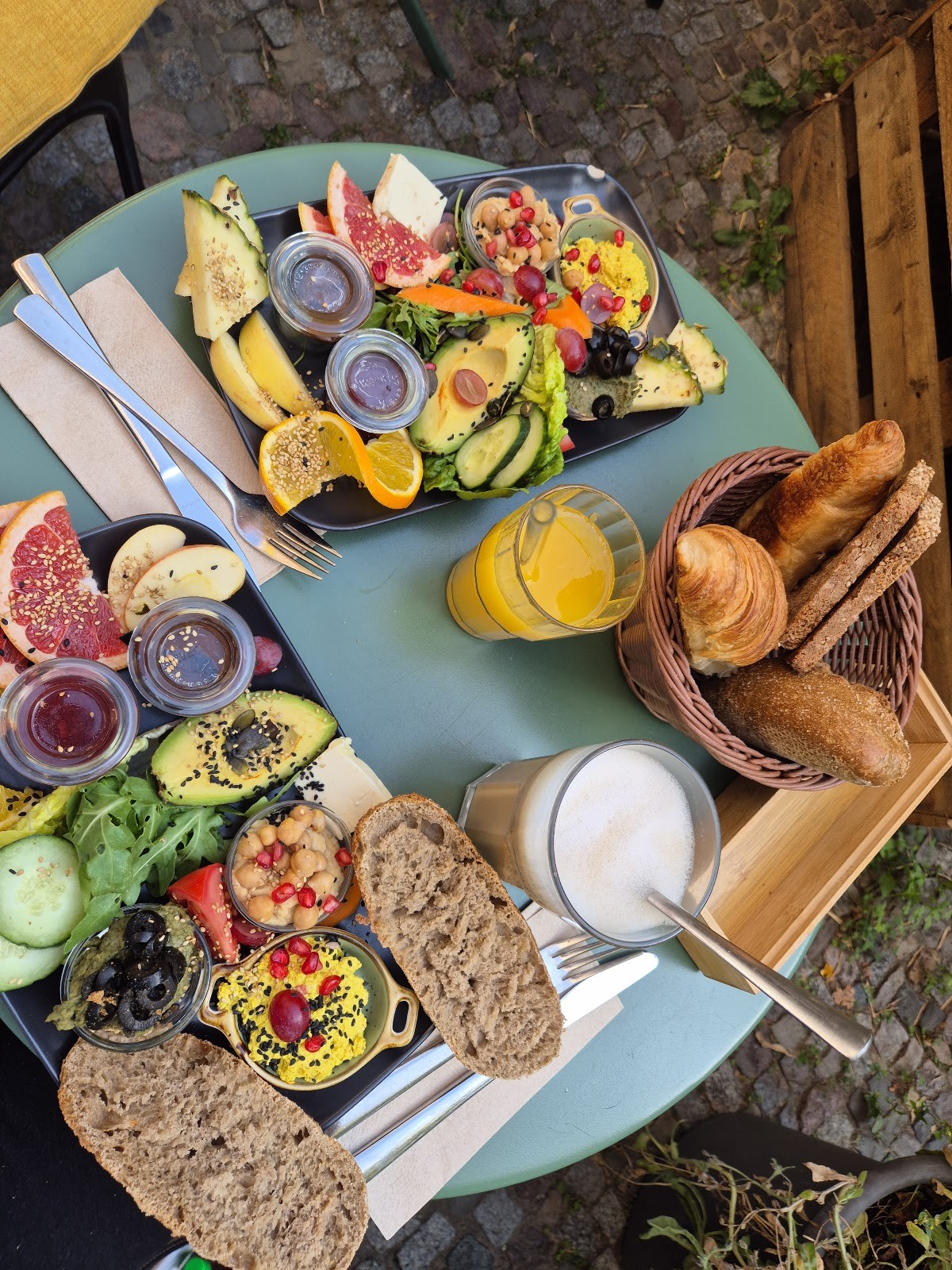 Cafe Neue Liebe: food & drinks