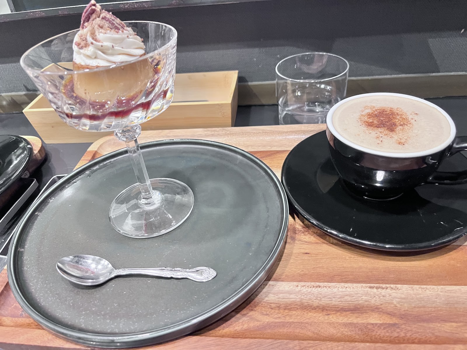 Cafe Anthrop: food & drinks