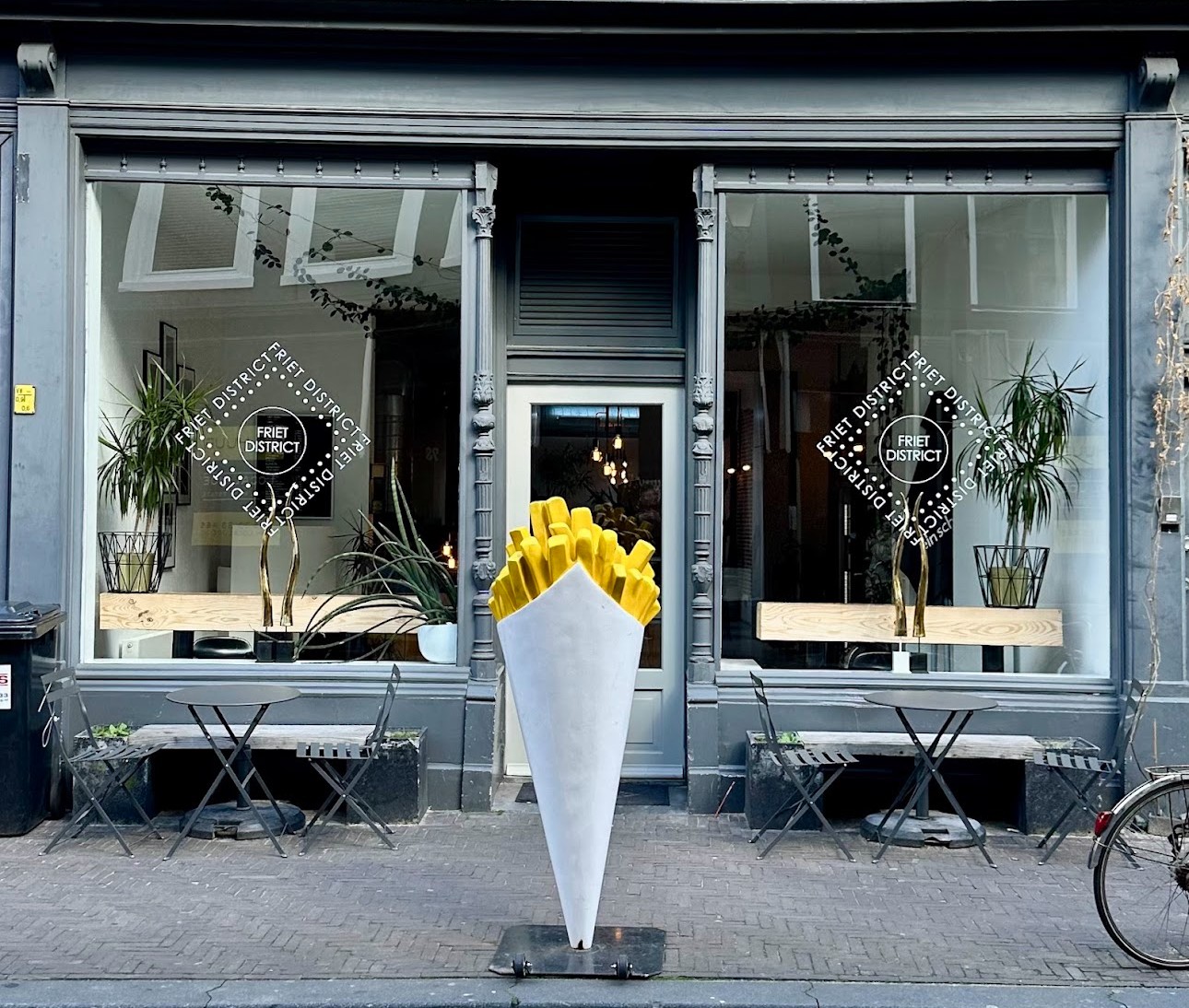 Friet District: the place
