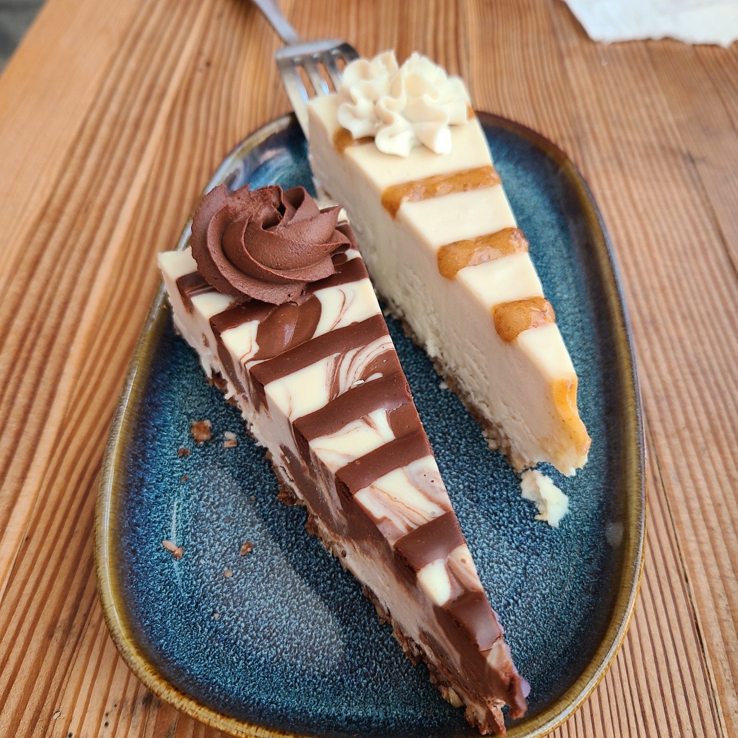 Tiny Moreso Café and Treat Shop: food & drinks