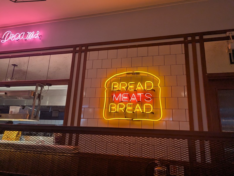 Bread Meats Bread: photo 4