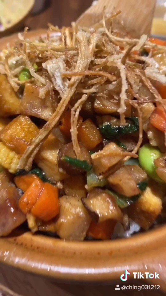 DeliSoys Taipei Branch: food & drinks