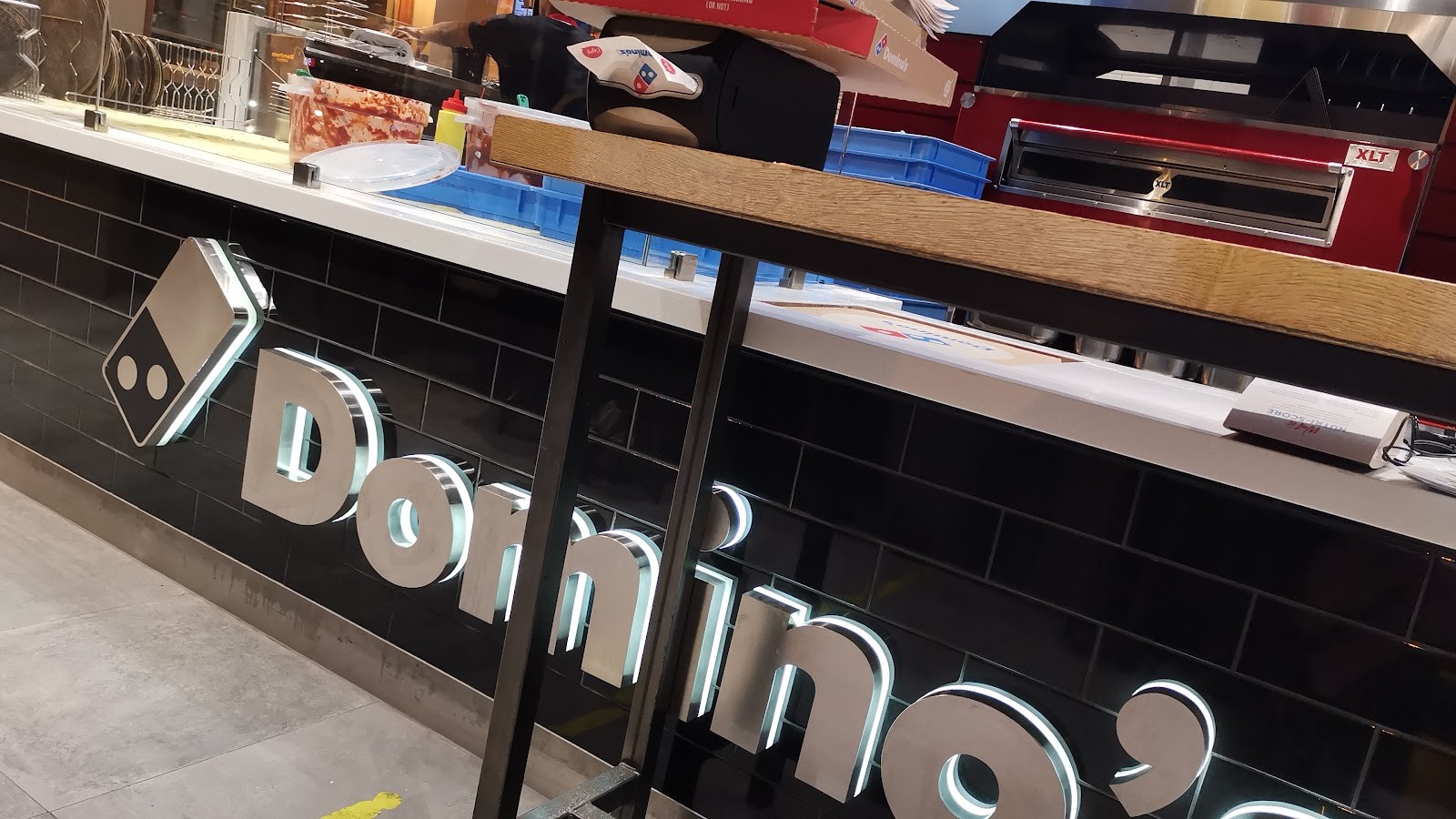 Domino's Pizza Antwerpen Berchem: the place