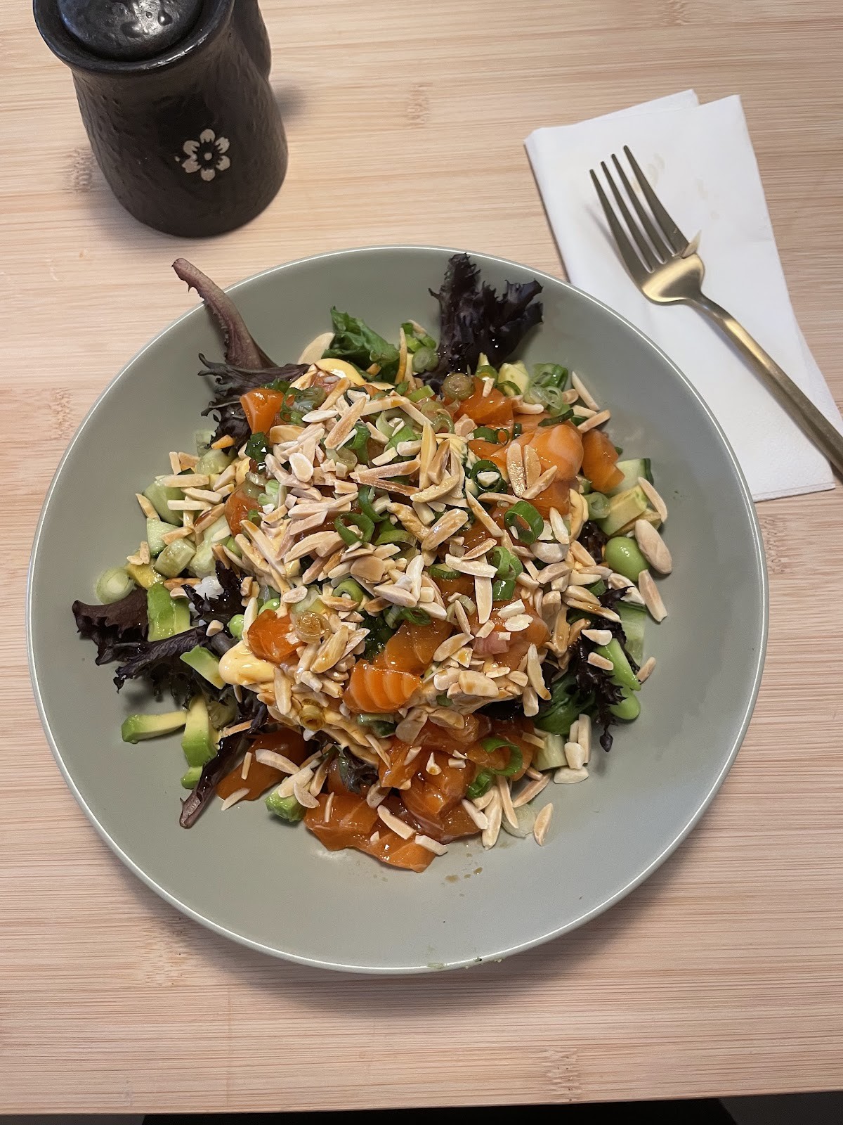 HKitchen, Ramen & Poke bar: food & drinks