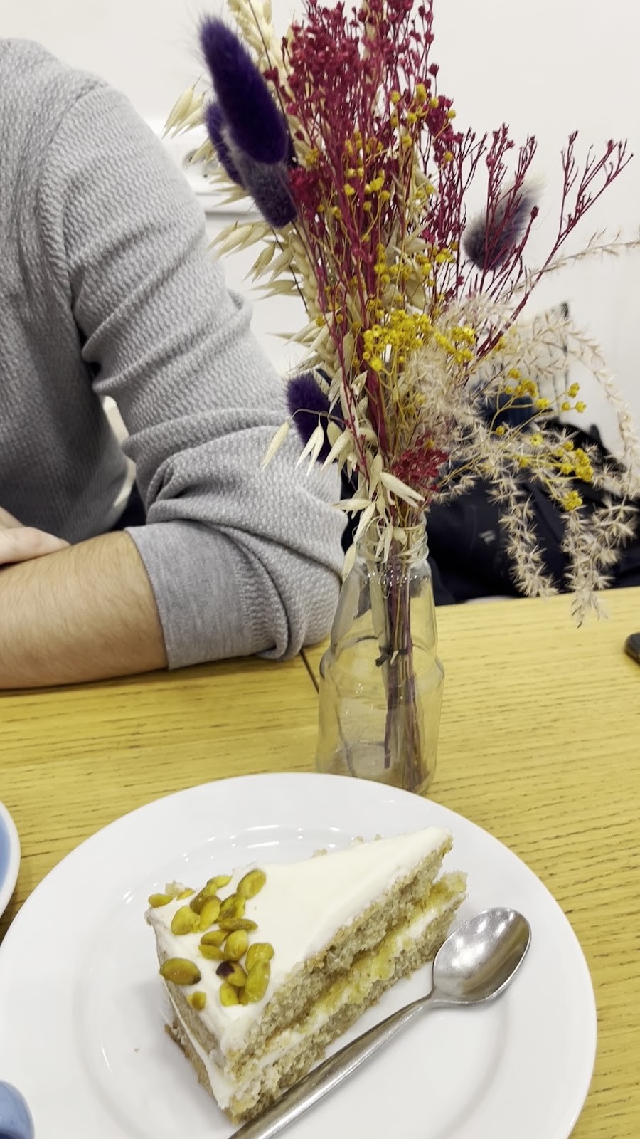 Cloud Cakes: food & drinks