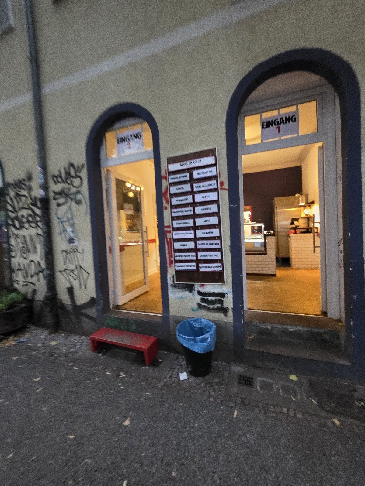 EISDERIX: the place