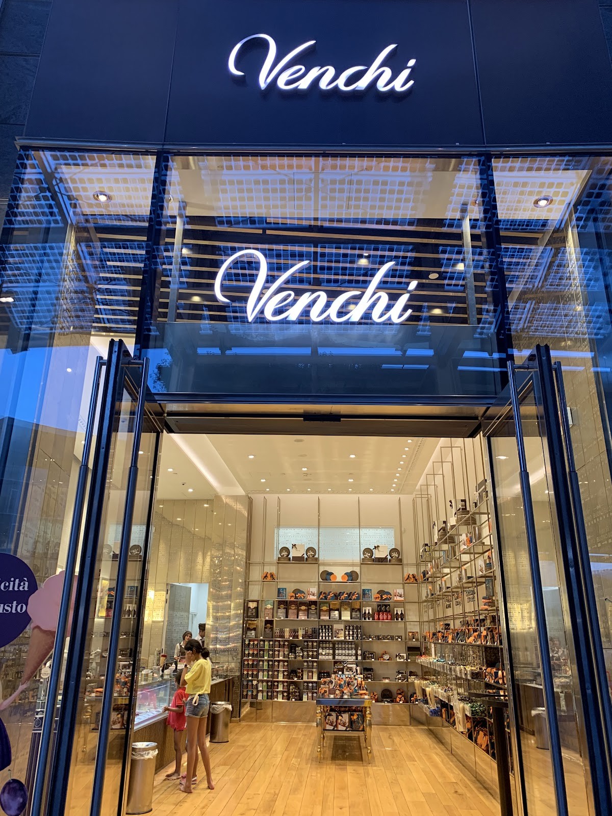 Venchi Gelato and Chocolate: the place