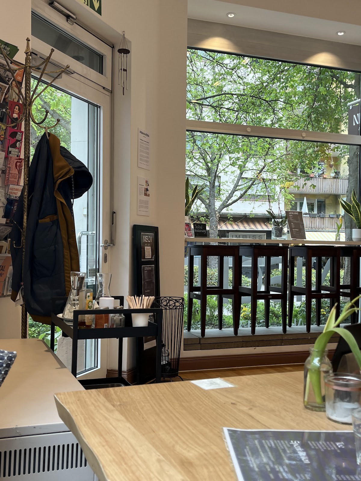 Café Nisch: the place