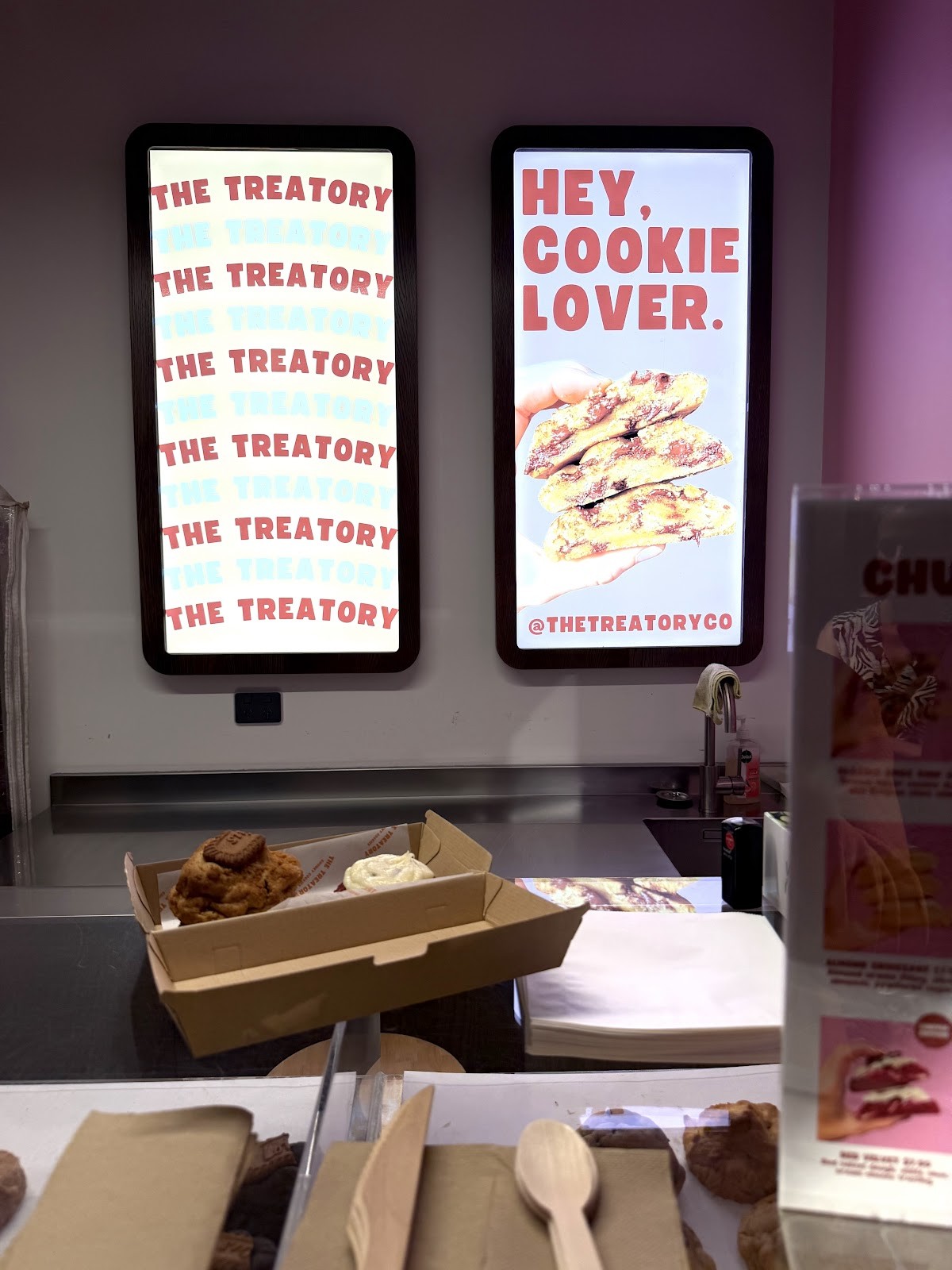 The Vegan Treatory: the place
