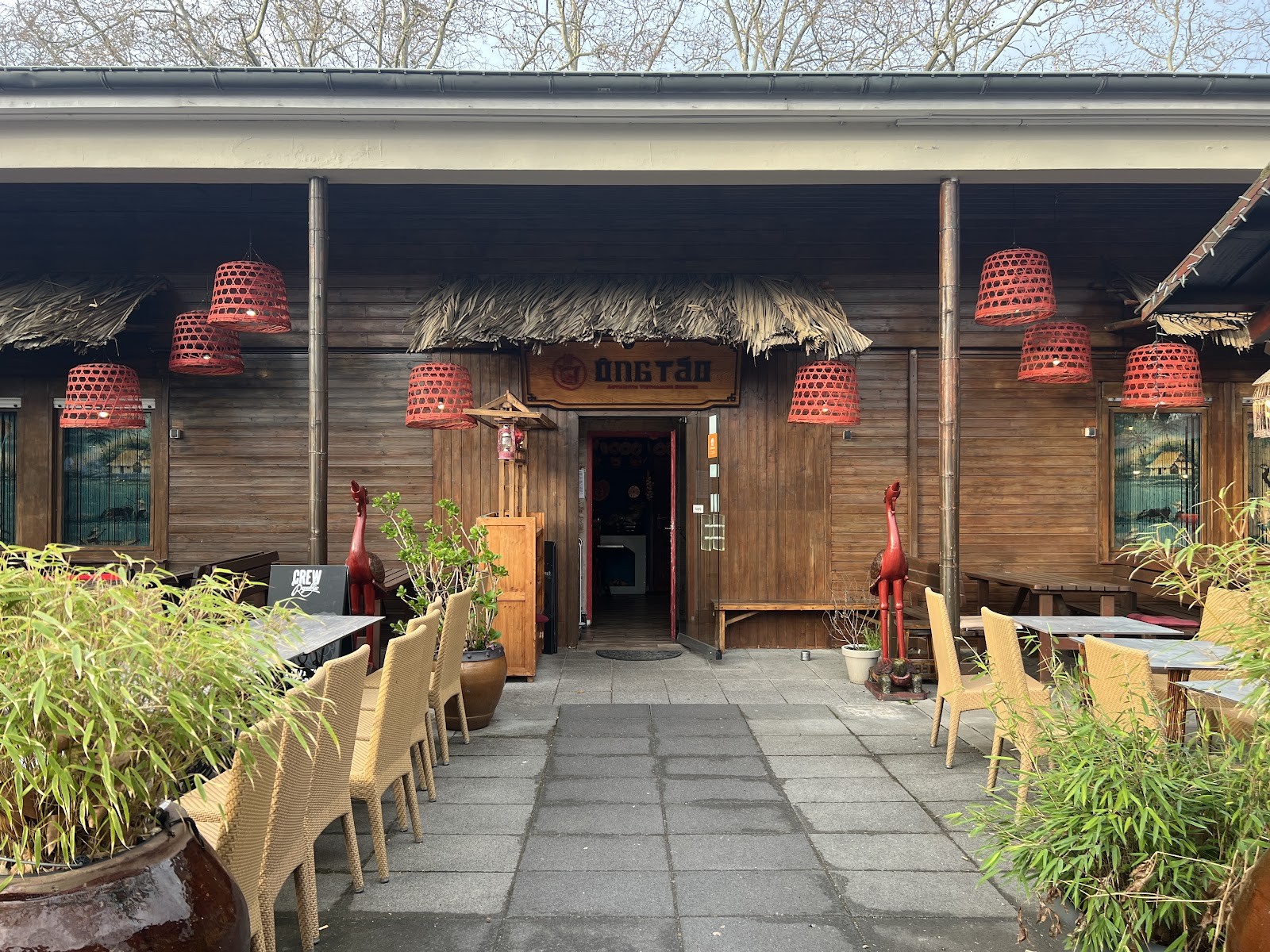 Ong Tao - Vietnamesisches Restaurant & Bar: the place