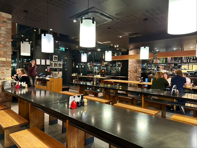 wagamama cardiff library: photo
