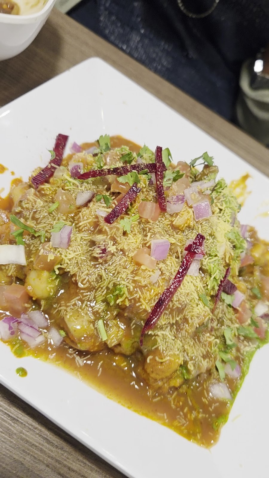Honest Indian Vegetarian Restaurant: food & drinks