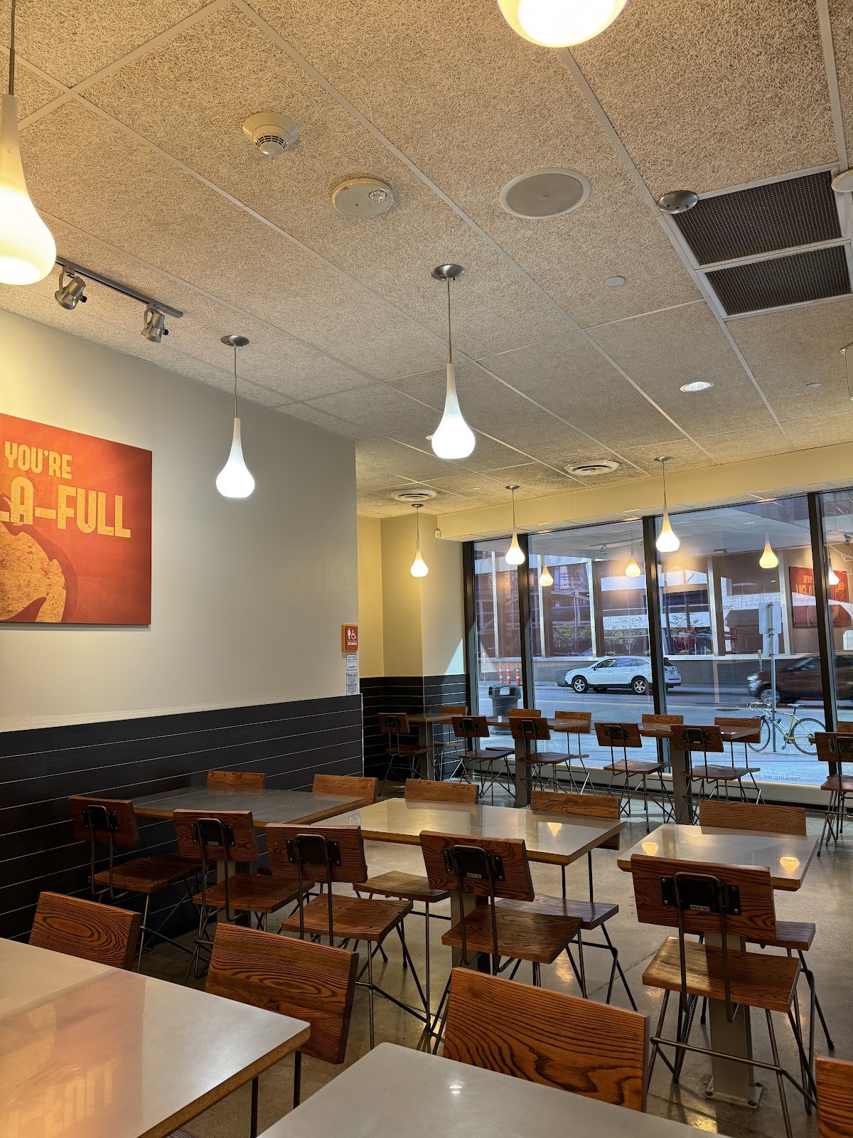 Naf Naf Grill: the place