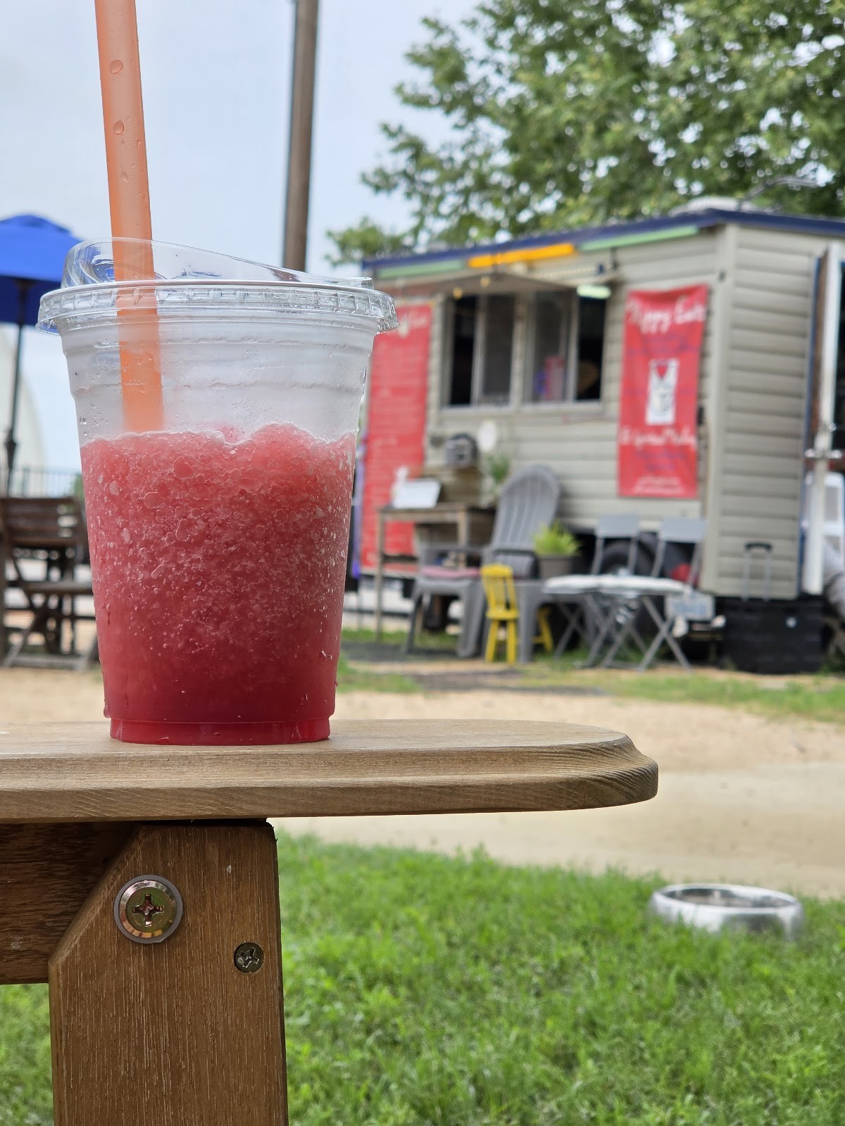Hippy Eats and Spiritual Healing: food & drinks