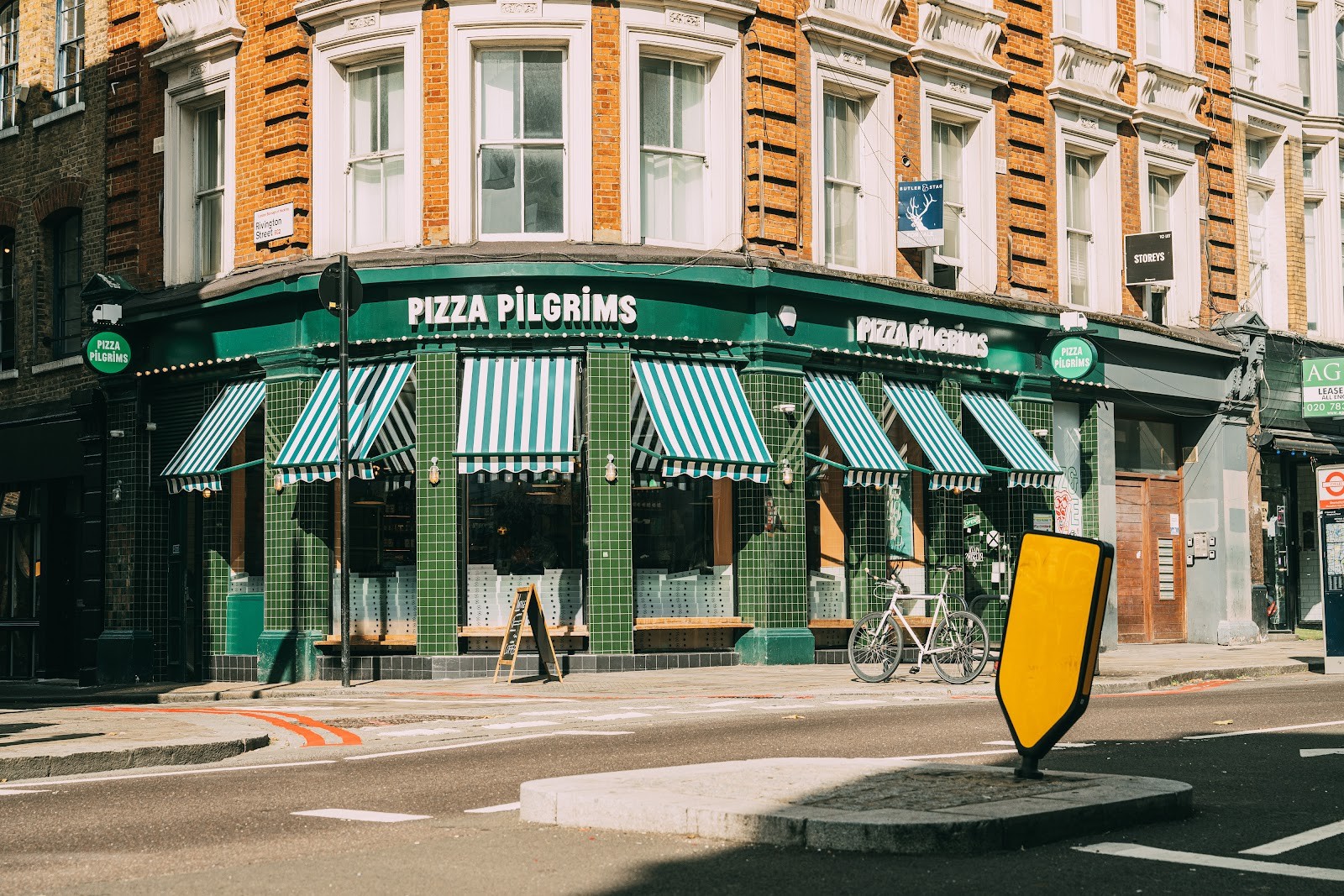 Pizza Pilgrims - Shoreditch: the place