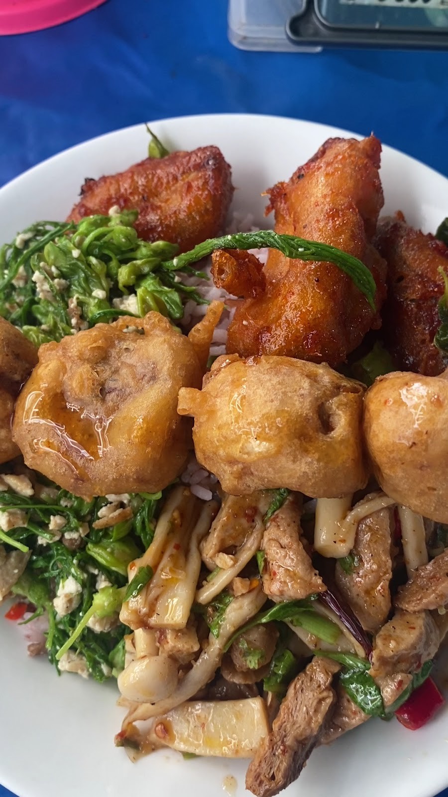 โยตาอาหารเจ: food & drinks
