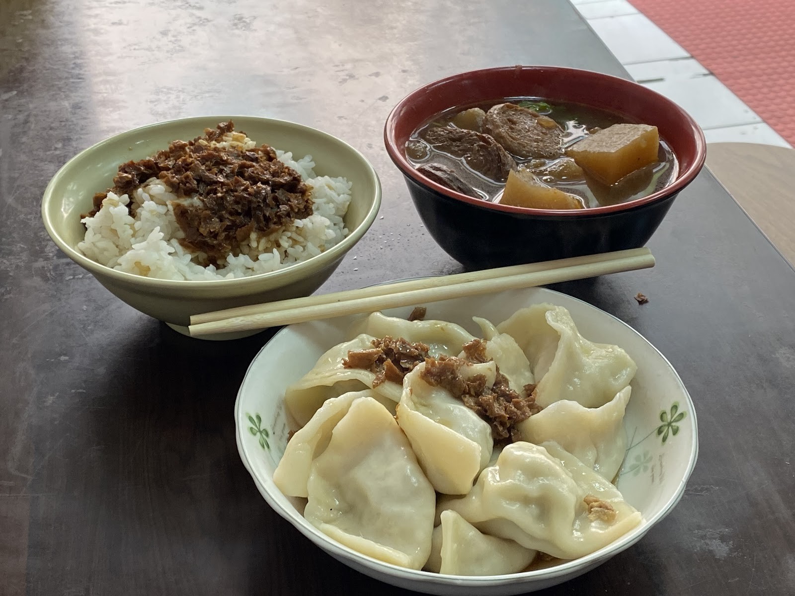 Mama Lai - 賴媽媽素食: food & drinks