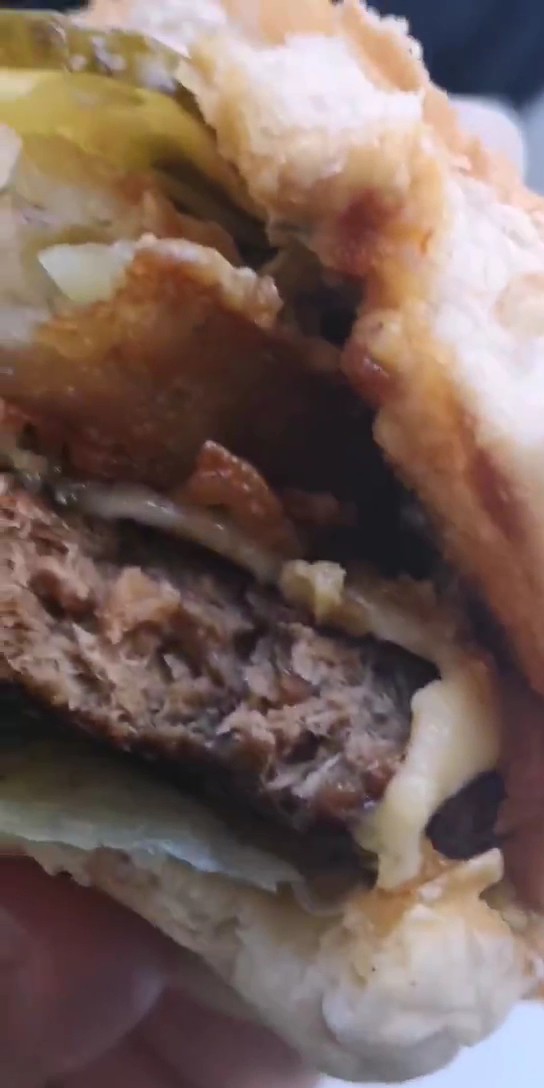 Oowee Vegan Baldwin St. - Plant Based Burgers, Fried Chicken & Shakes.: food & drinks