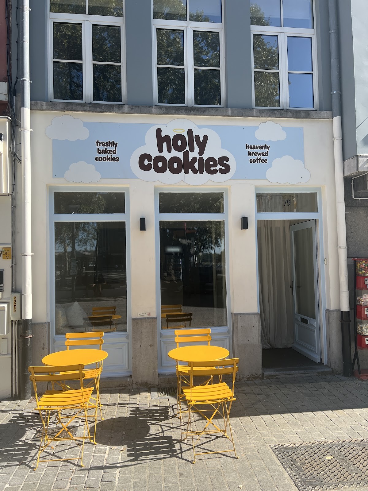 Holy Cookies: the place