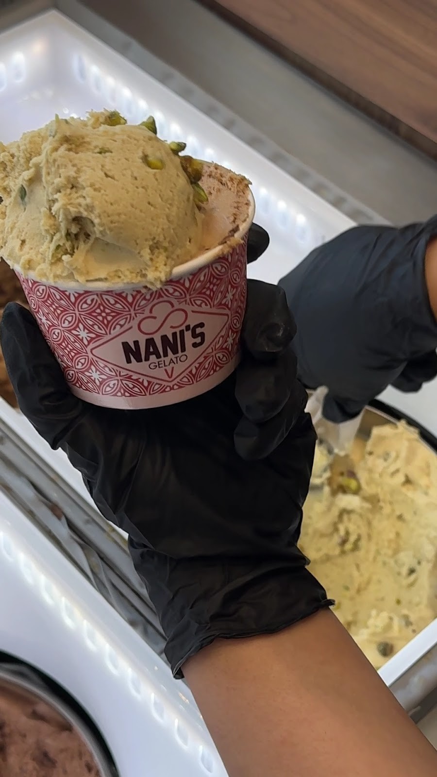 Nani's Gelato: food & drinks