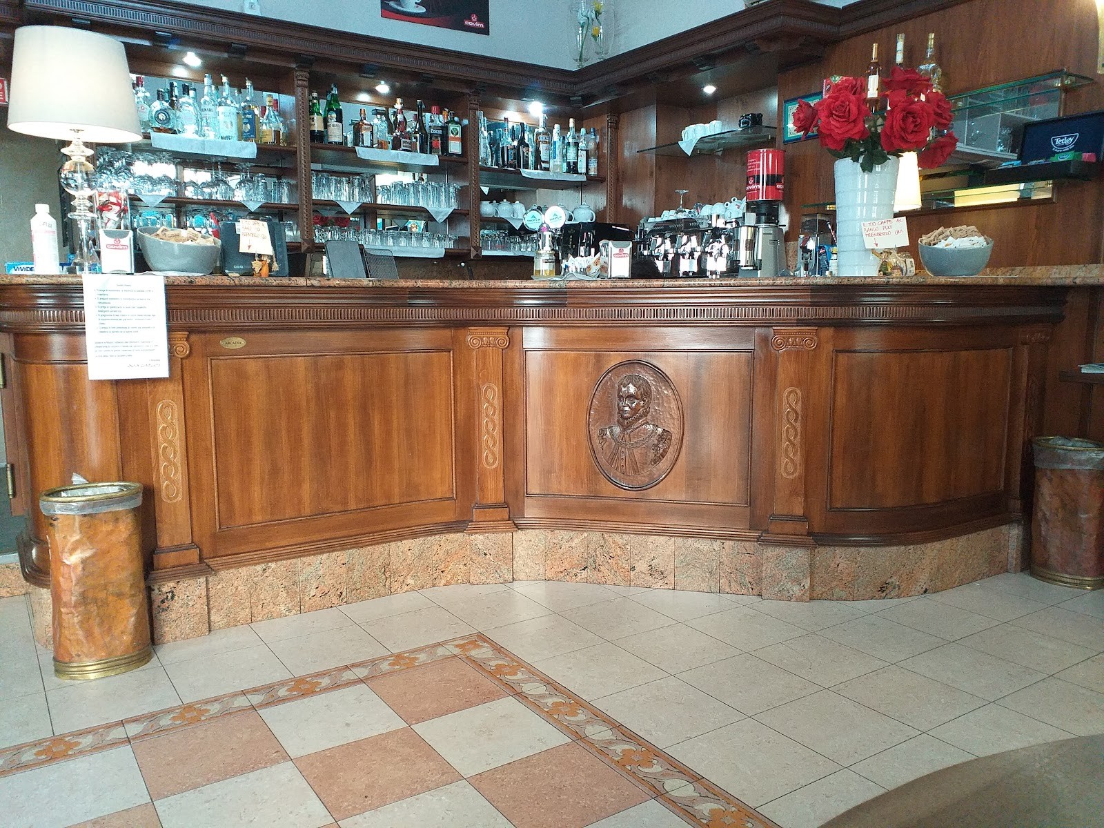 Don Carlos: the place