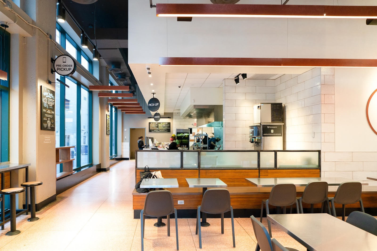 honeygrow: the place