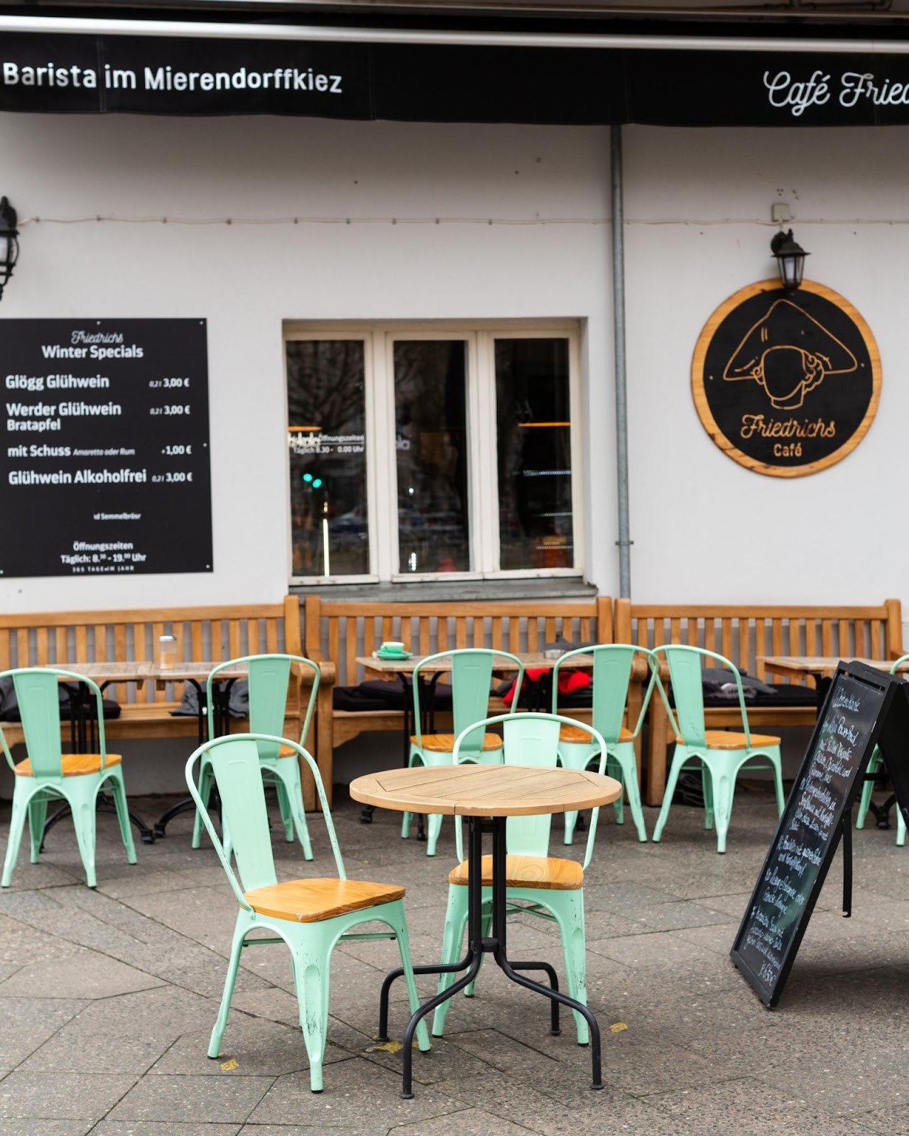 Café Friedrichs: the place