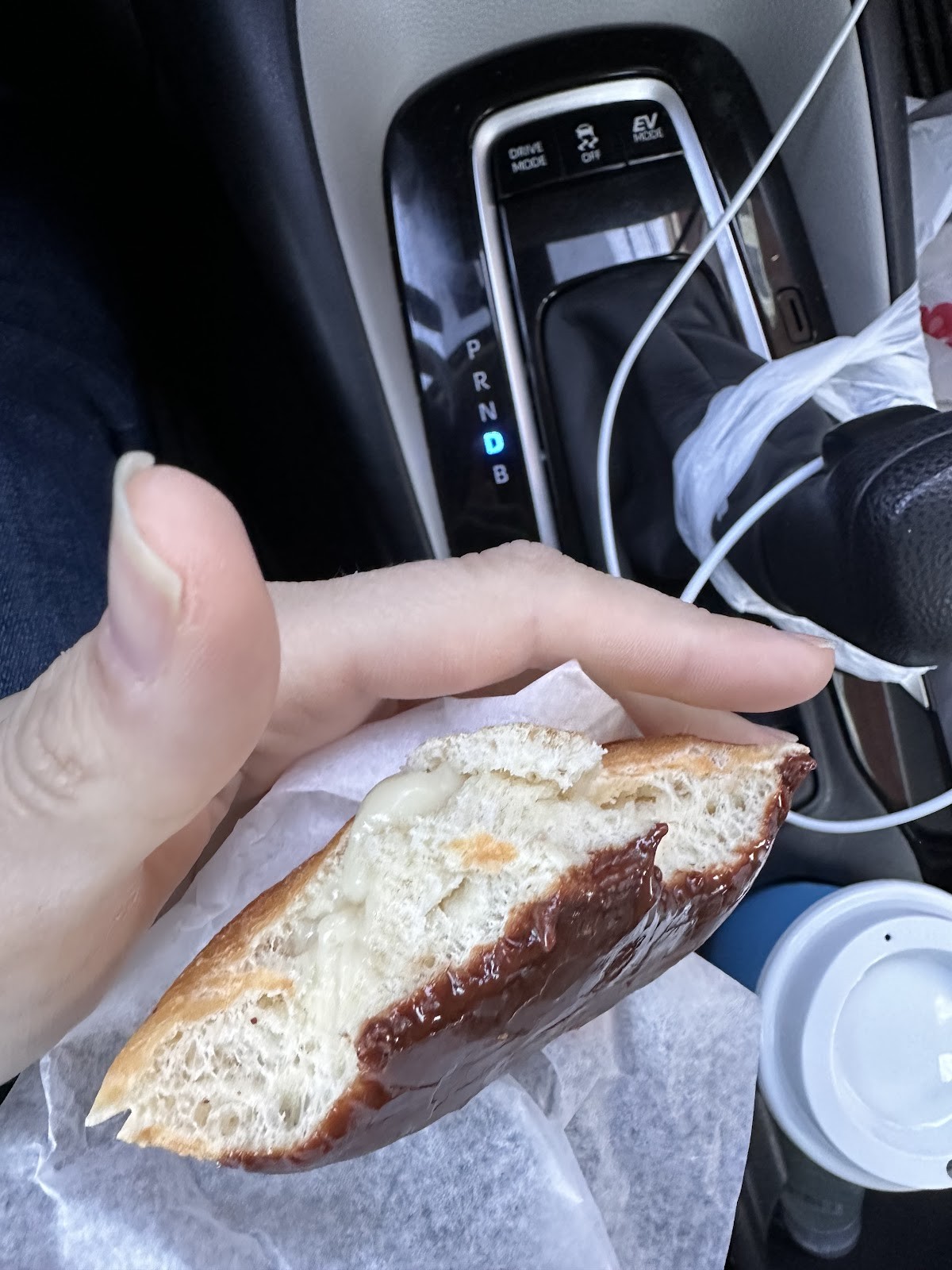 Dottie’s Donuts: food & drinks