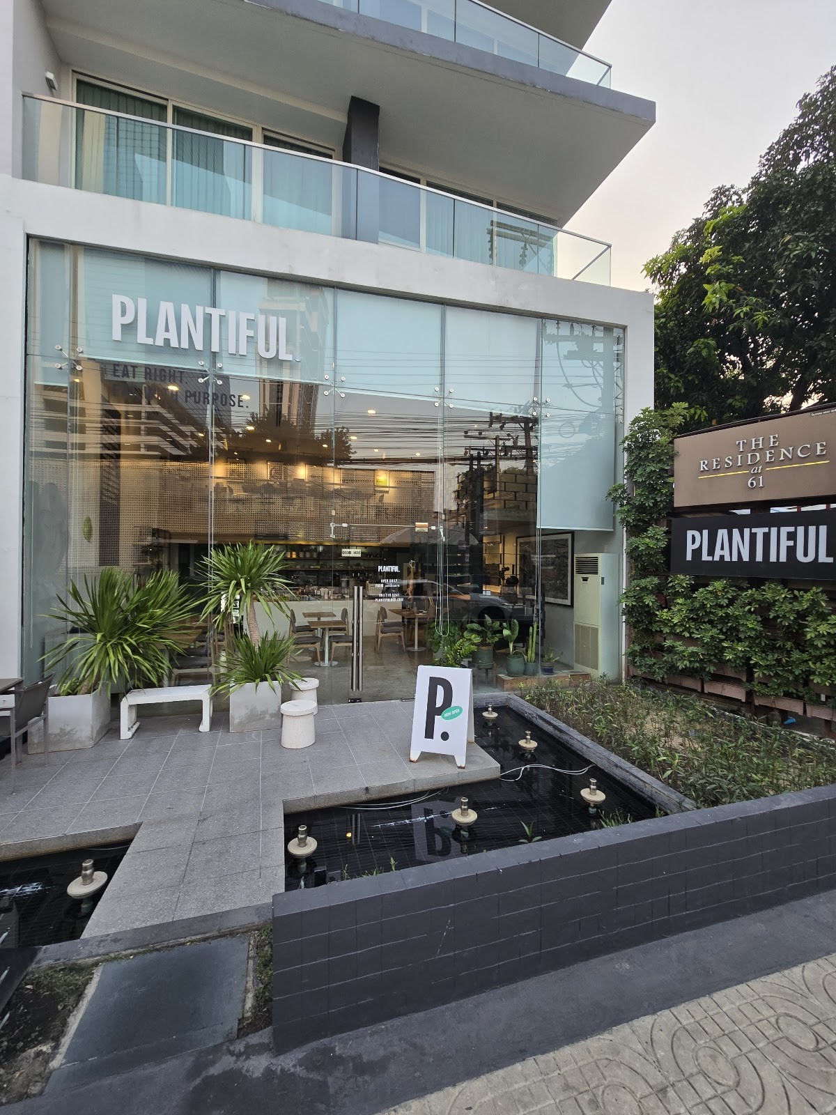PLANTIFUL on Sukhumvit 61: the place