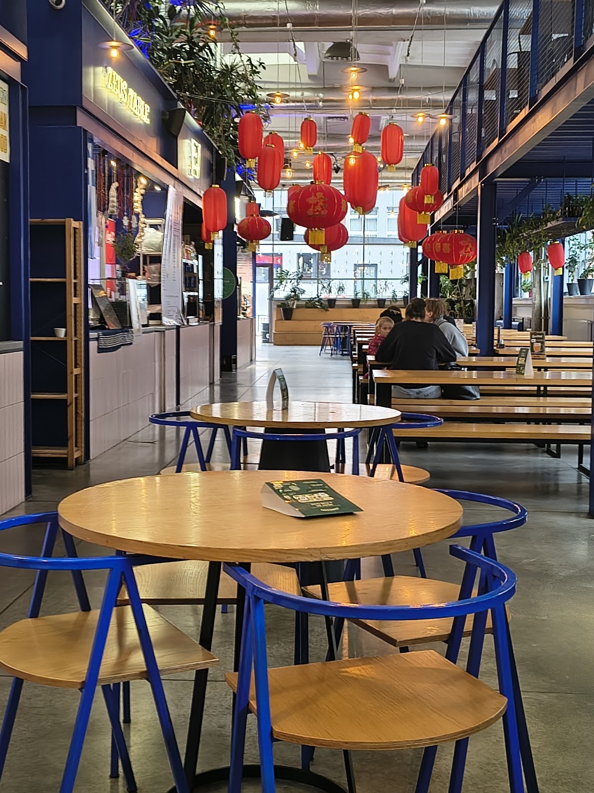 Hala Lipowa - Street Food / Craft Beers / Cocktail Bar: the place