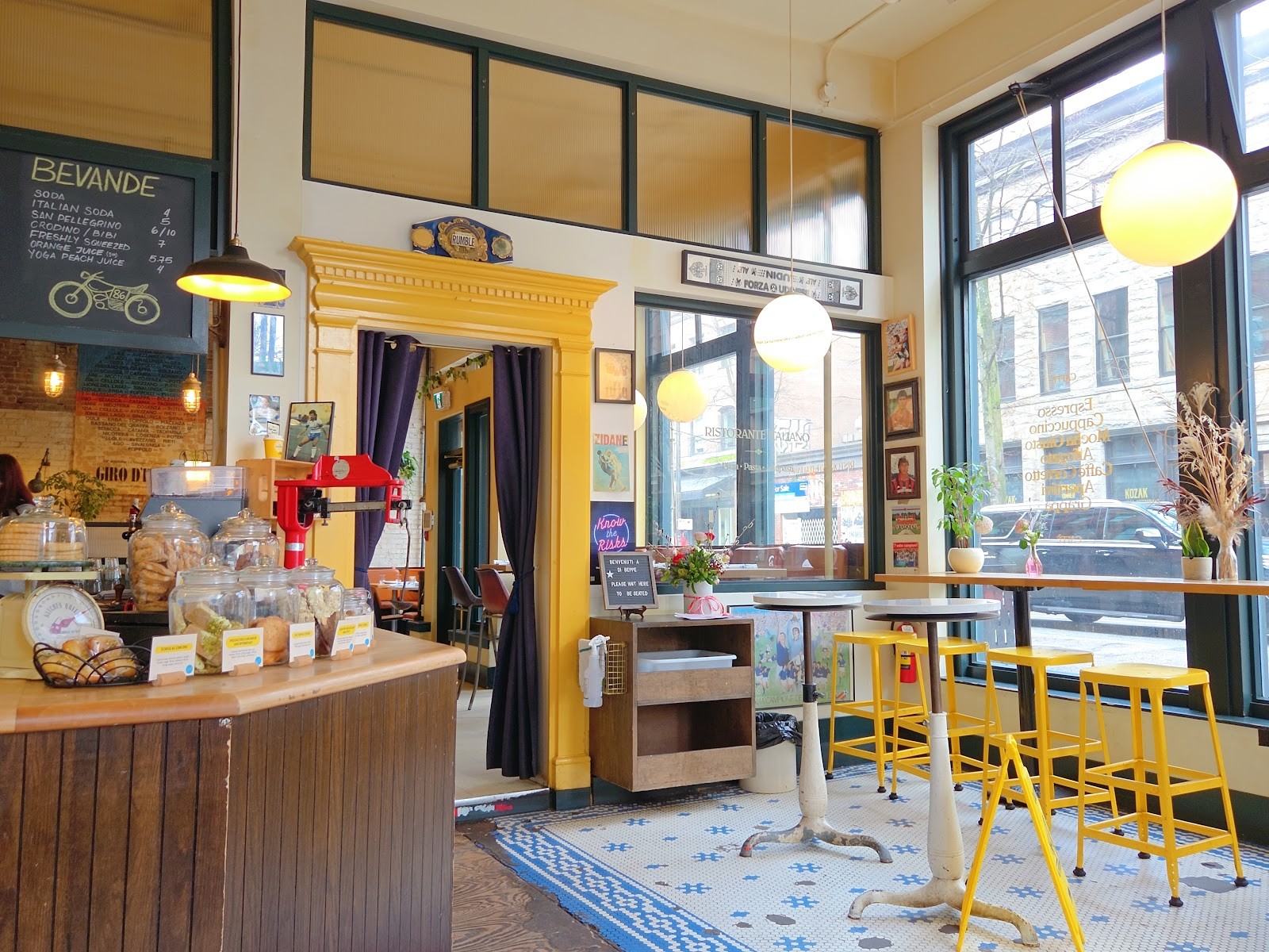 Di Beppe Caffè: the place